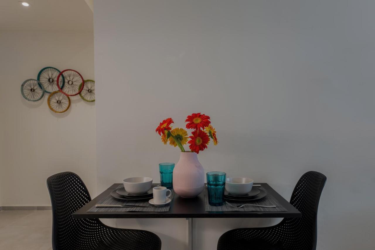 Zanzi By Stylish Stays Aten Exteriör bild